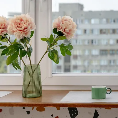 Cozy For 4 People In By Renters דירה ורוצלב