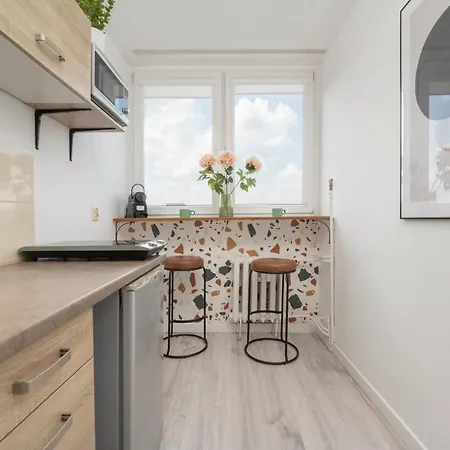 דירה Cozy For 4 People In By Renters ורוצלב